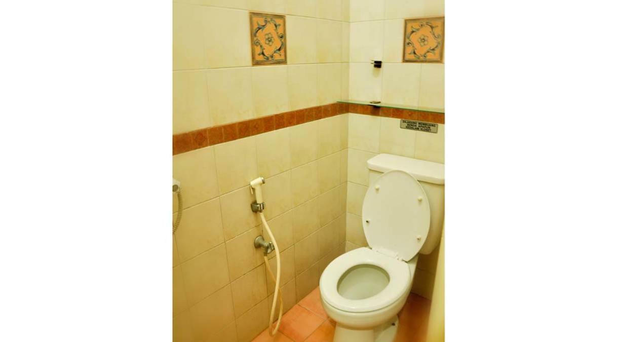 Vila Kota Bunga Ade Type Jepang - 0220 Jakarta